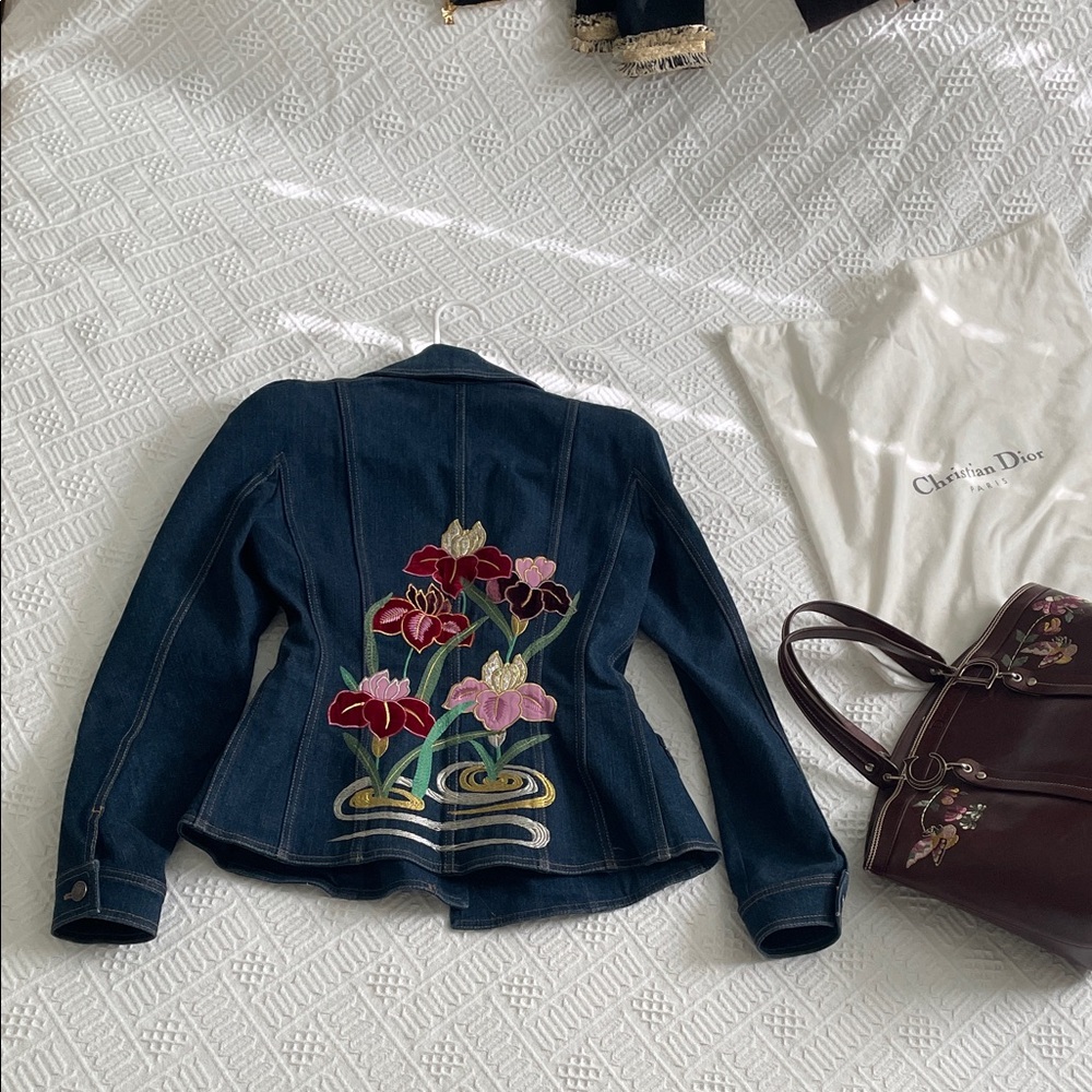 CHRISTIAN DIOR BOUTIQUE Embroidered Heart Pocket Denim Jacket - Picture 11 of 16